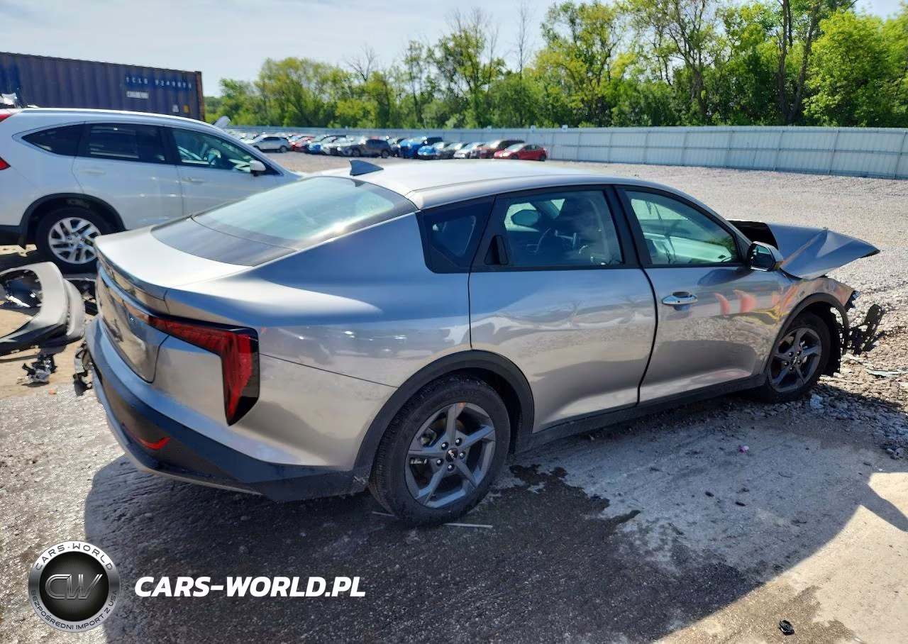 2025 Kia K4 Lxs VIN:3KPFT4DE0SE238102 - 3