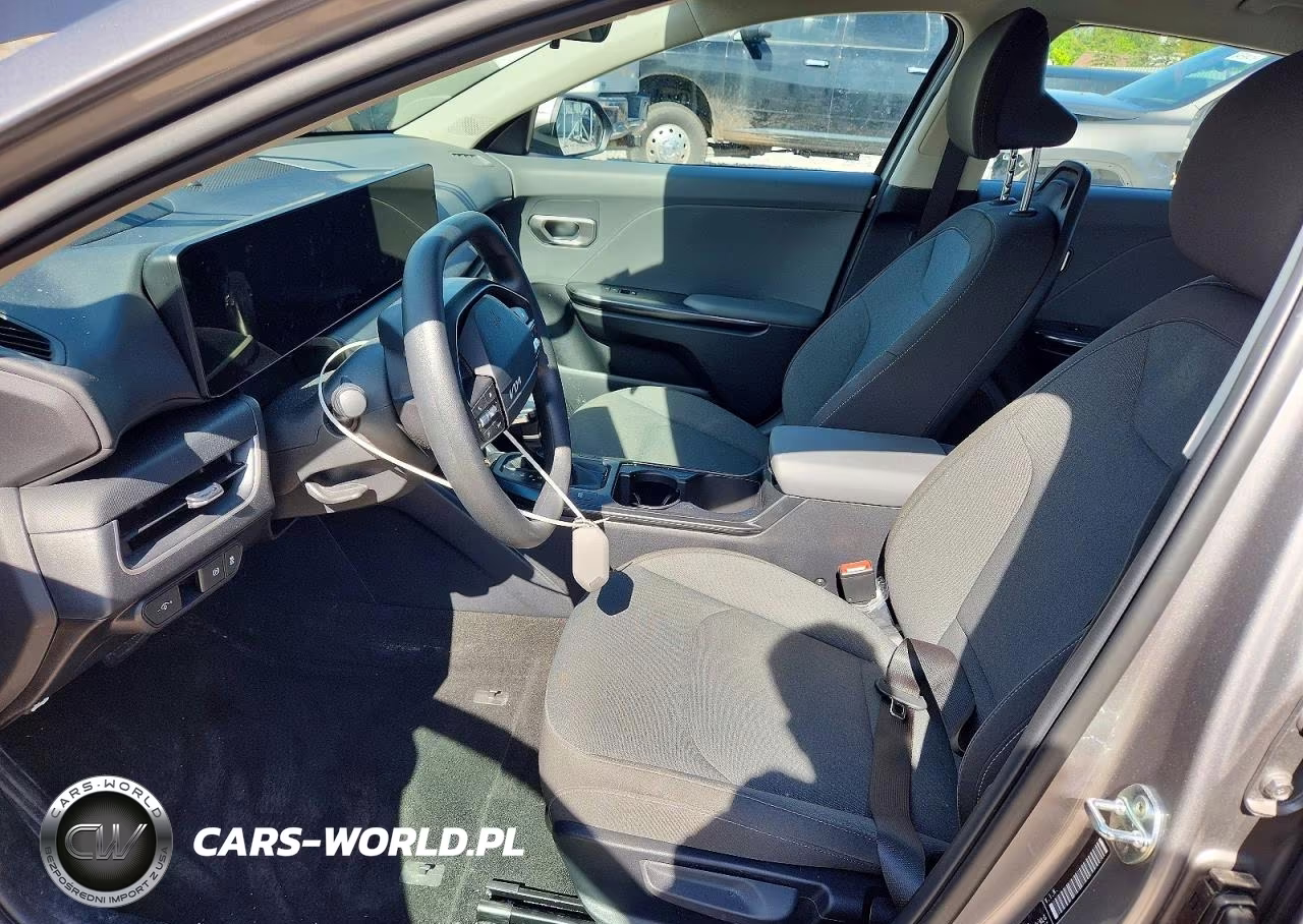 2025 Kia K4 Lxs VIN:3KPFT4DE0SE238102 - 7