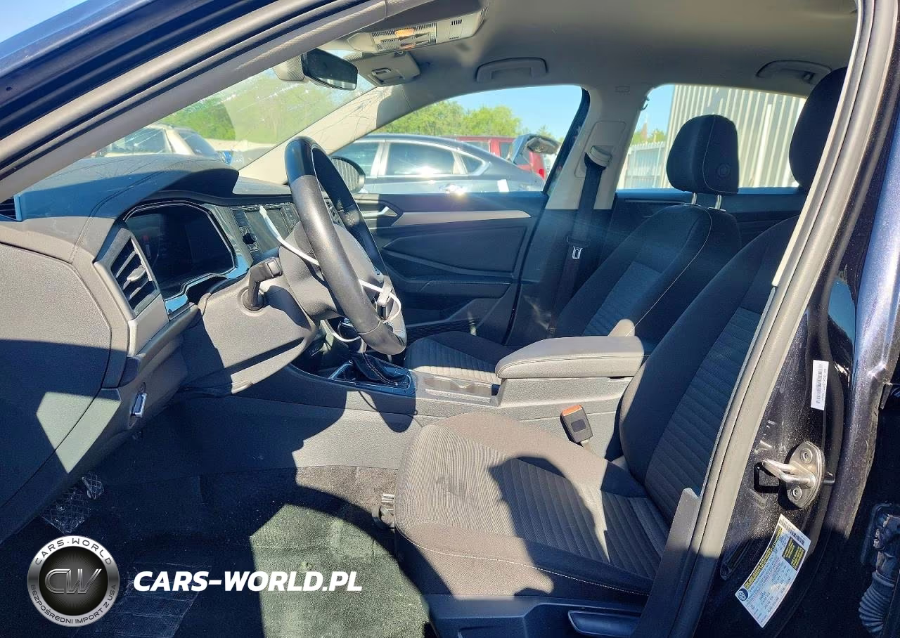 2024 Volkswagen Jetta S VIN:3VW5M7BU8RM088113 - 7