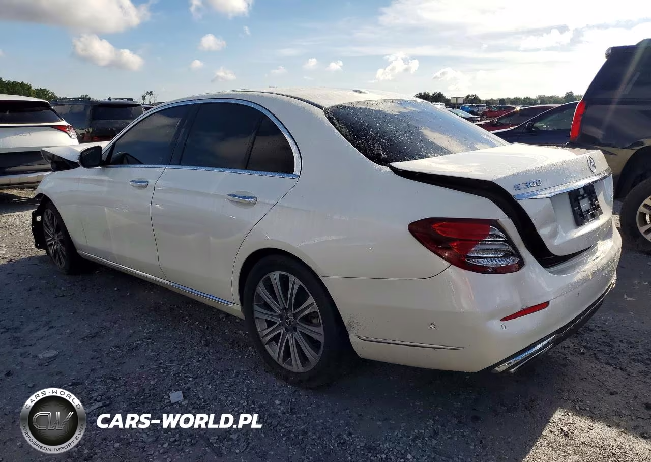 2018 Mercedes-Benz E 300 VIN:WDDZF4JB0JA381377 - 2