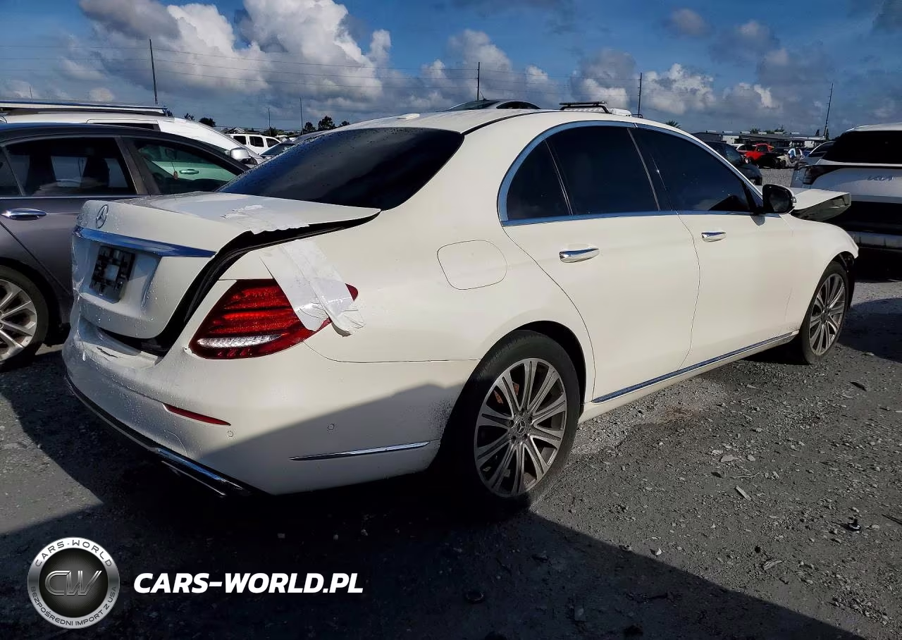 2018 Mercedes-Benz E 300 VIN:WDDZF4JB0JA381377 - 3