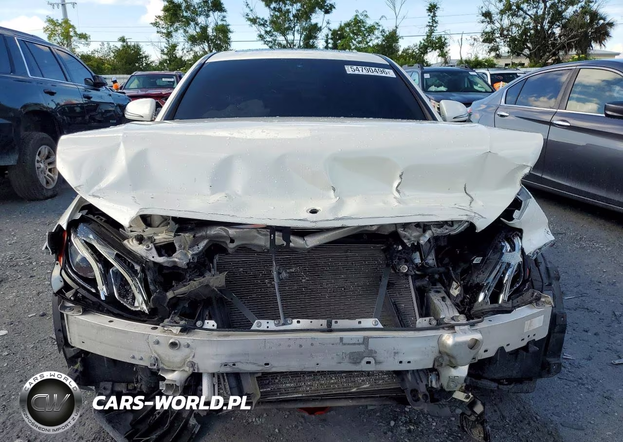 2018 Mercedes-Benz E 300 VIN:WDDZF4JB0JA381377 - 5