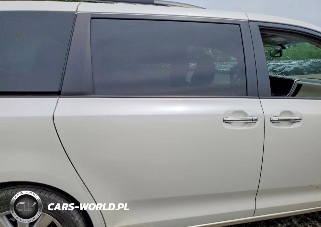 2017 Toyota Sienna Xle 7-Passenger VIN:5TDDZ3DC7HS159166 - 11