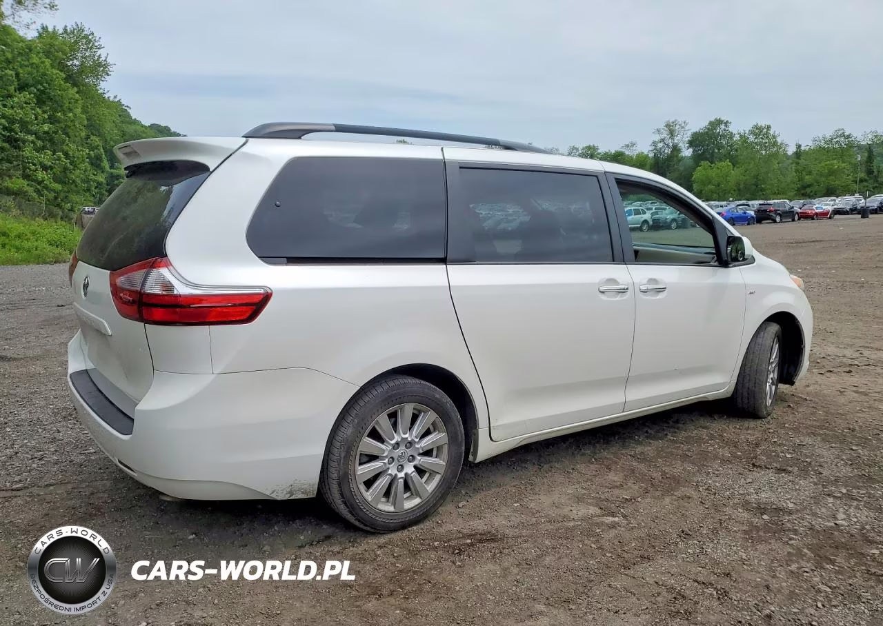 2017 Toyota Sienna Xle 7-Passenger VIN:5TDDZ3DC7HS159166 - 3