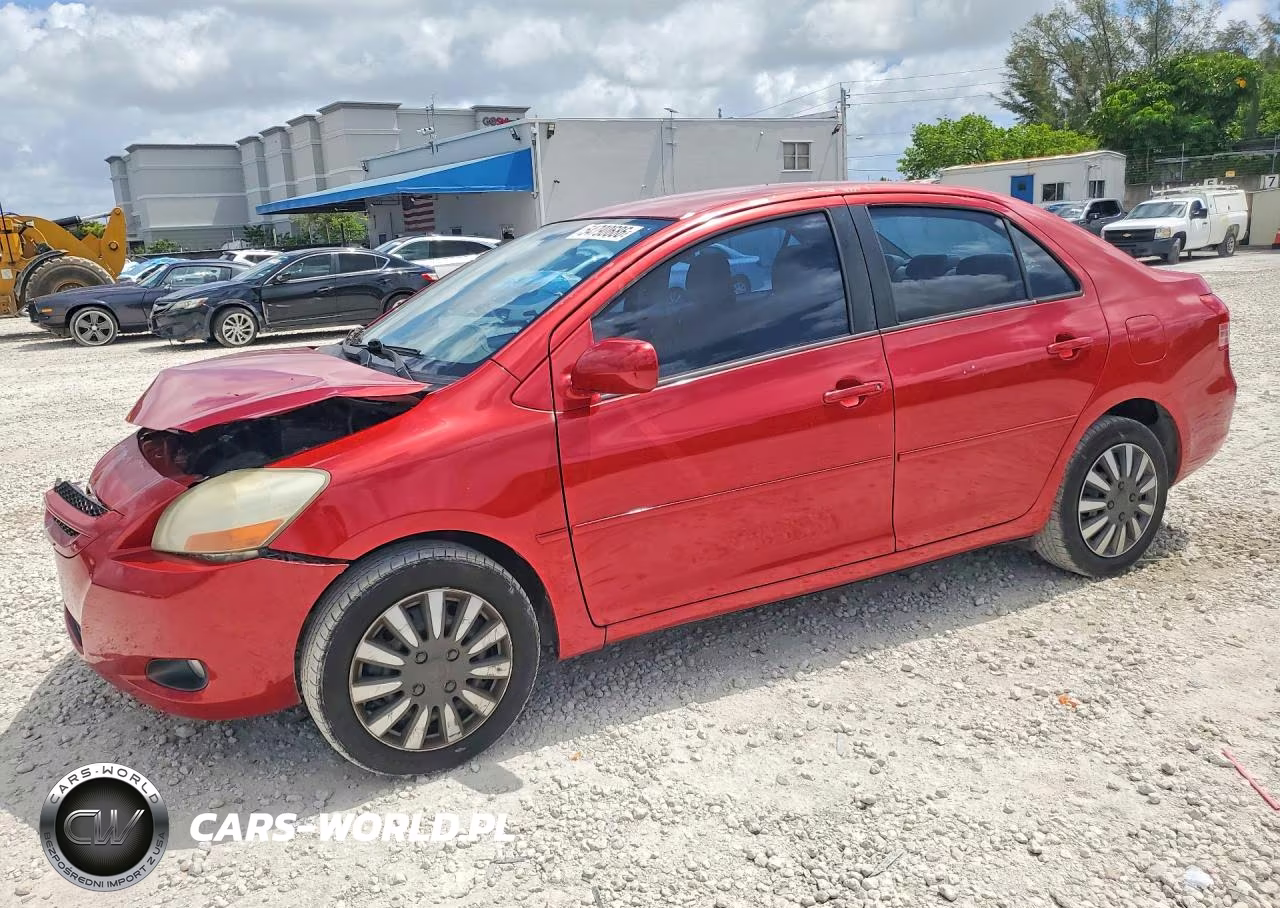 2008 Toyota Yaris Base – zdjęcie 1 z 12