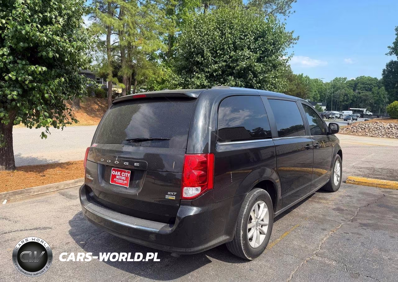 2018 Dodge Grand Caravan Sxt VIN:2C4RDGCG1JR207498 - 4