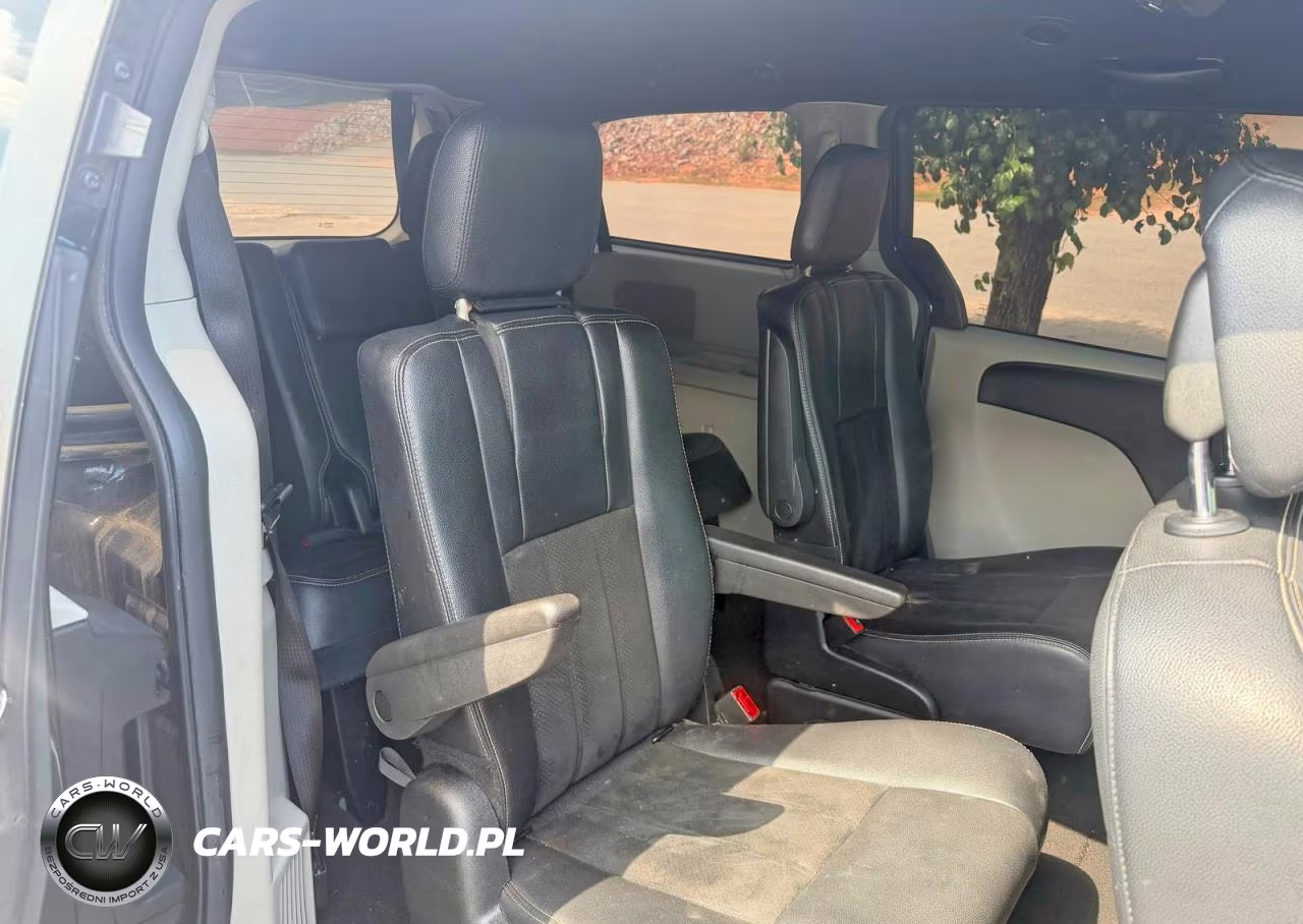 2018 Dodge Grand Caravan Sxt VIN:2C4RDGCG1JR207498 - 6