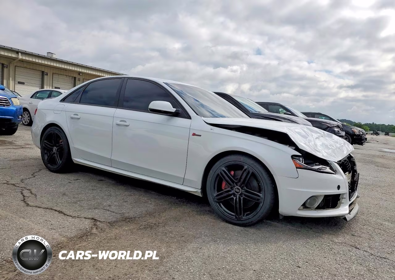 2012 Audi S4 Prestige VIN:WAUKGAFL6CA110171 - 4