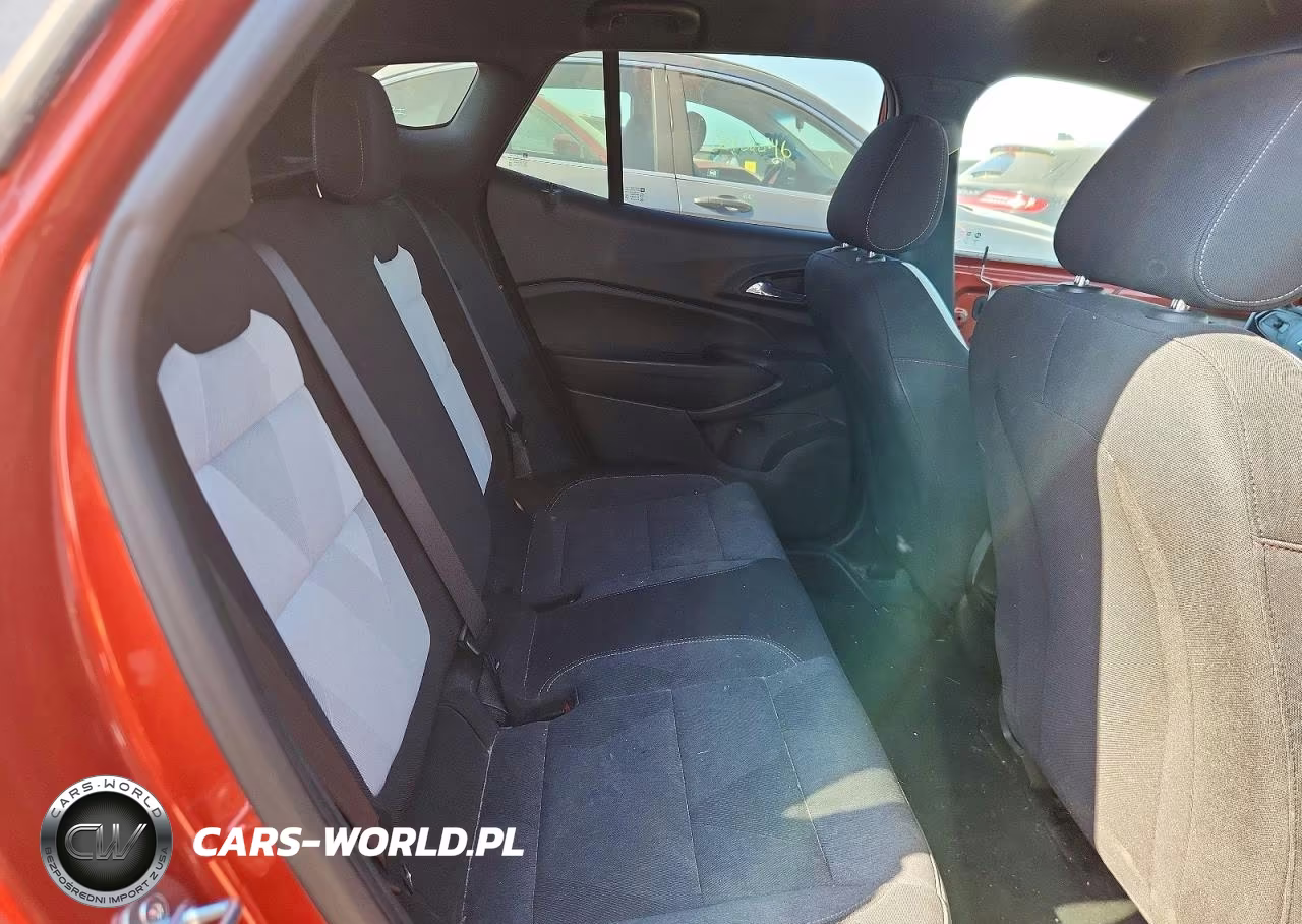 2024 Chevrolet Trax 1Rs VIN:KL77LGE2XRC052303 - 10