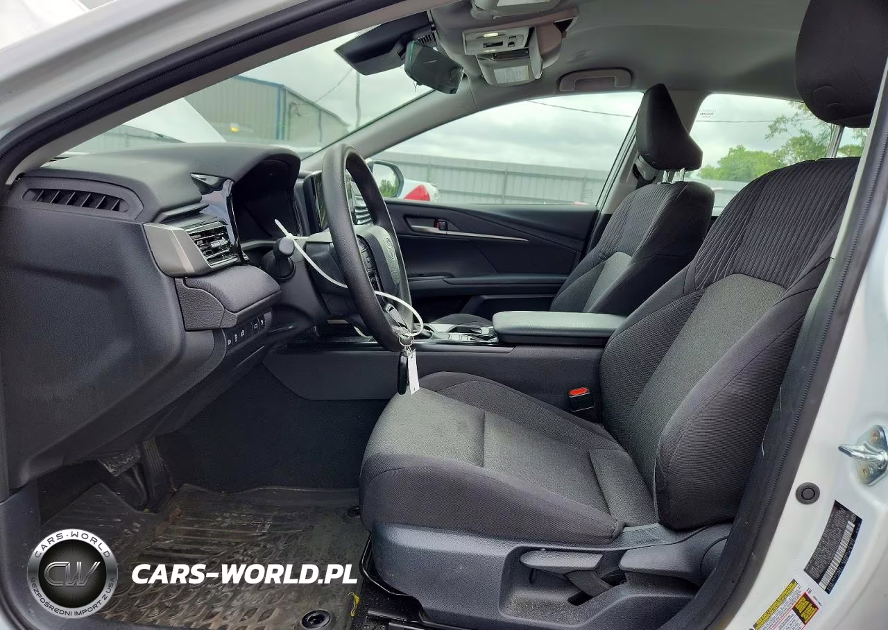 2025 Toyota Camry Le VIN:4T1DAACK1SU145623 - 7