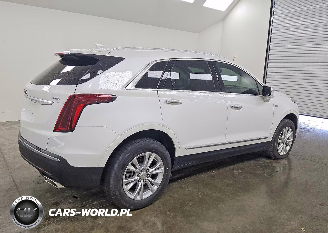 2024 Cadillac Xt5 Luxury VIN:1GYKNAR48RZ740100 - 3