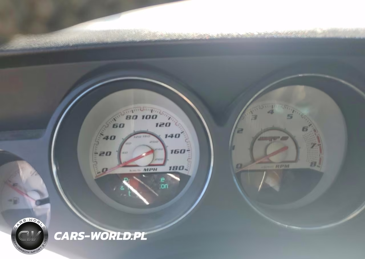 2012 Dodge Challenger Srt-8 VIN:2C3CDYCJ0CH105985 - 9