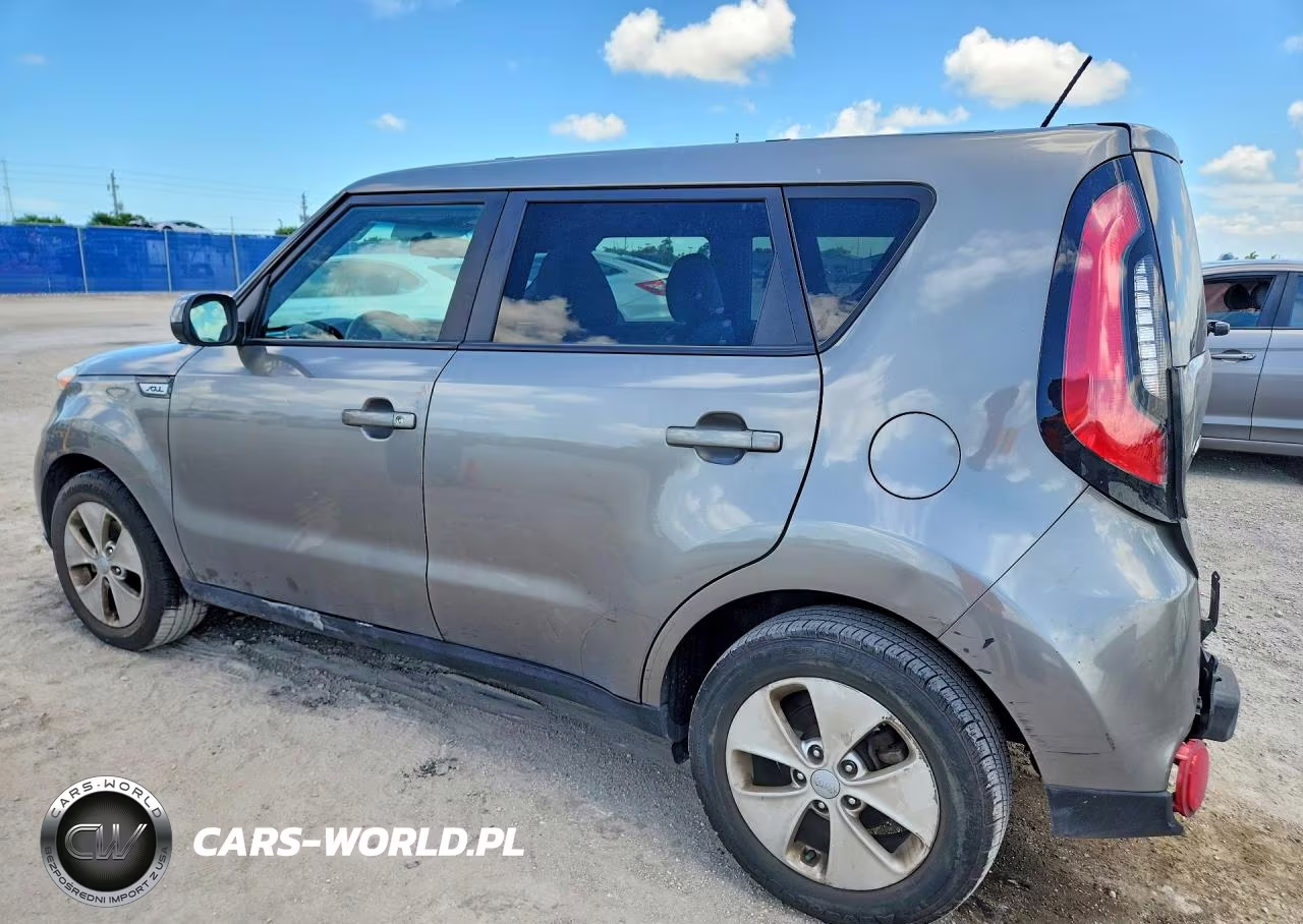 2015 Kia Soul Base VIN:KNDJN2A26F7182742 - 2