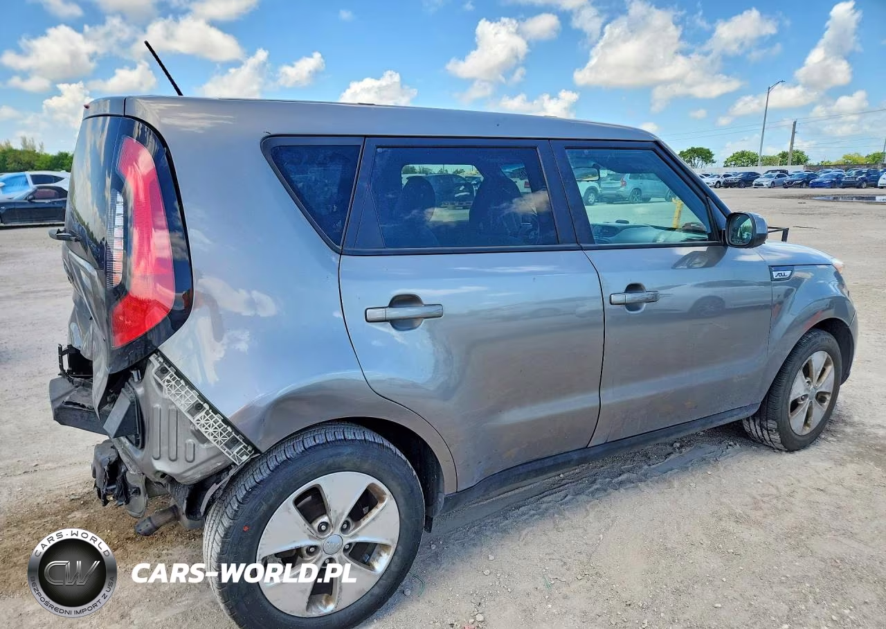 2015 Kia Soul Base VIN:KNDJN2A26F7182742 - 3