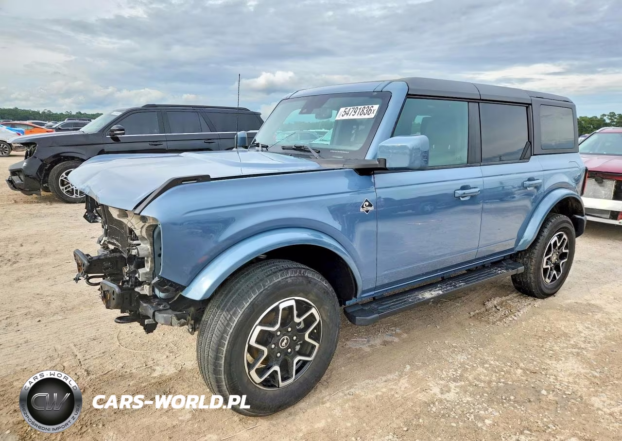 2024 Ford Bronco Outer Banks