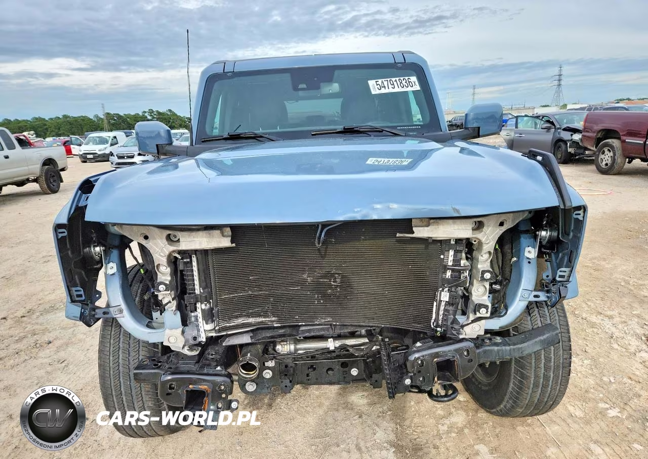 2024 Ford Bronco Outer Banks VIN:1FMDE8BHXRLB22103 - 5