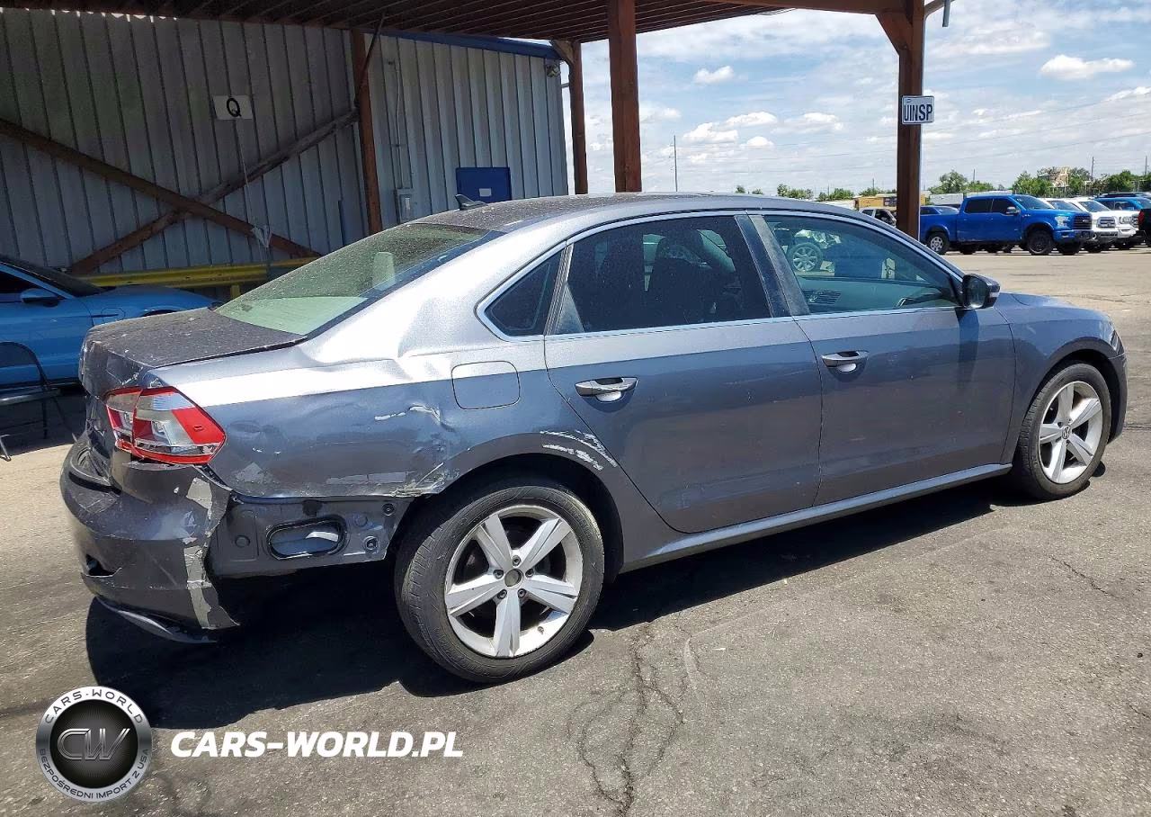 2013 Volkswagen Passat Se VIN:1VWBP7A32DC114704 - 3