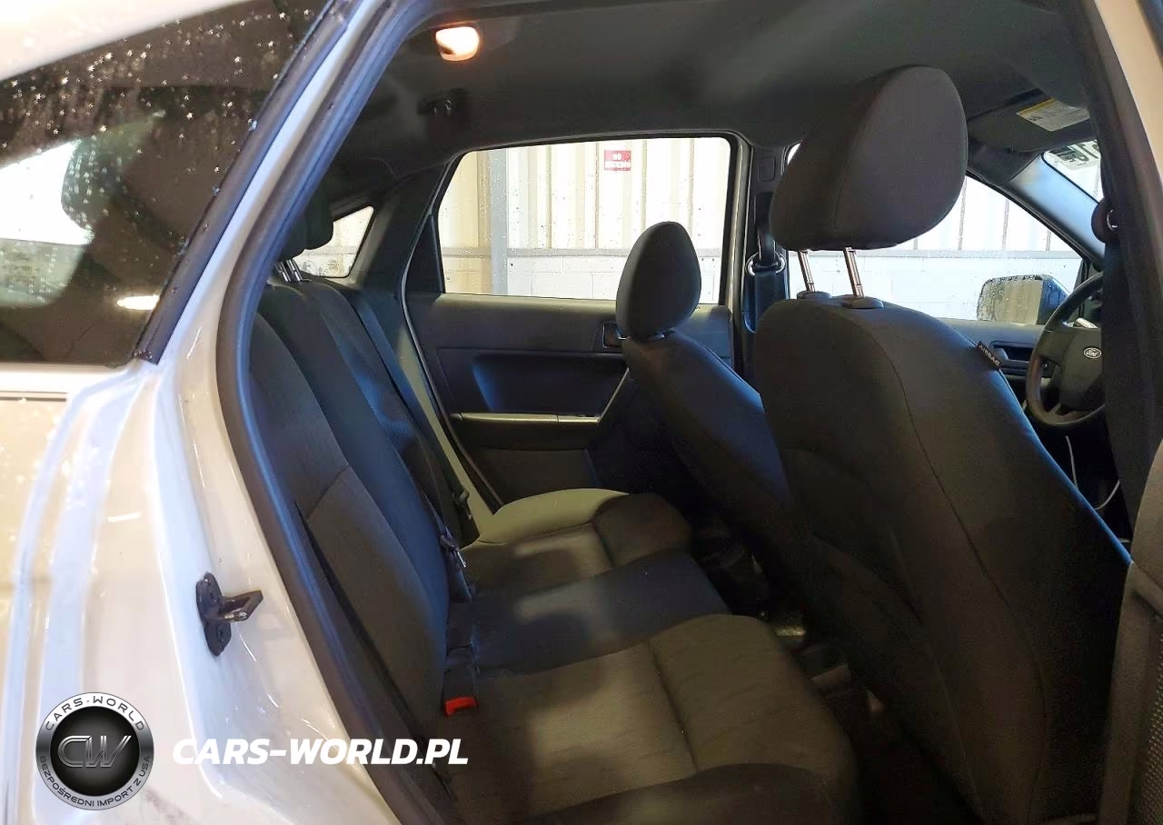 2010 Ford Focus Se VIN:1FAHP3FN8AW206996 - 10