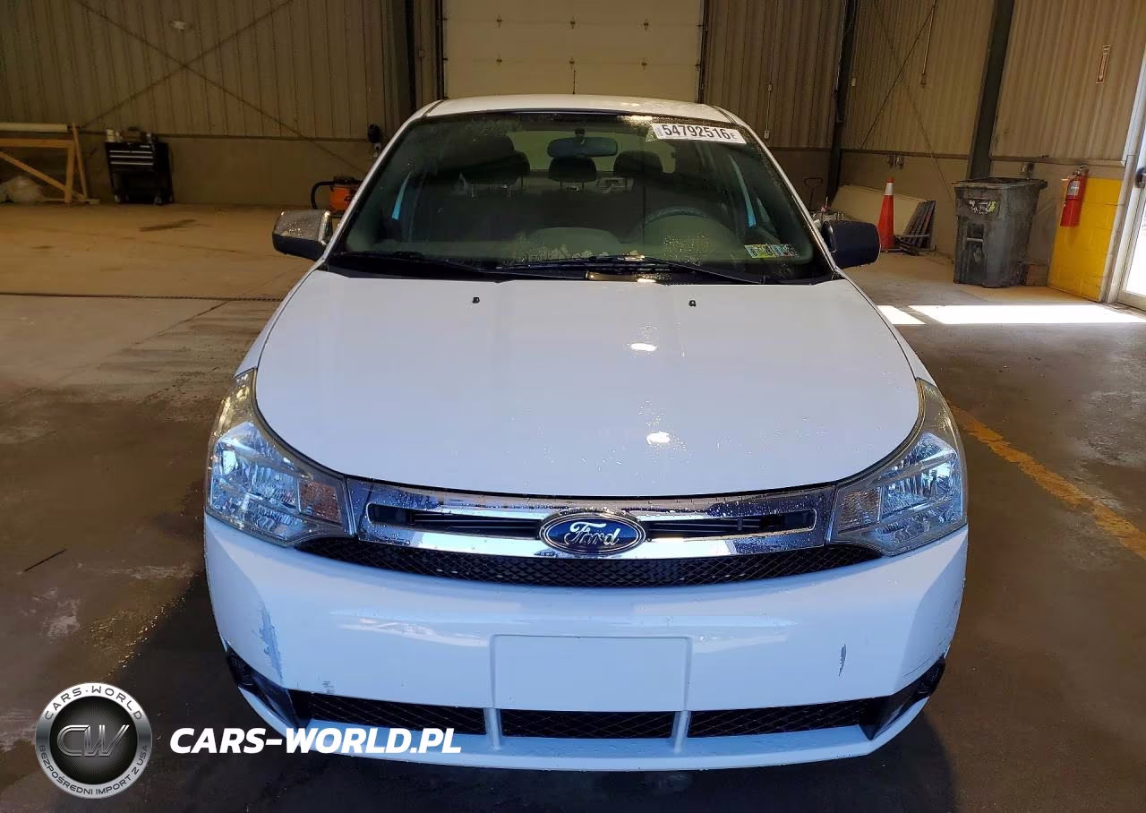 2010 Ford Focus Se VIN:1FAHP3FN8AW206996 - 5