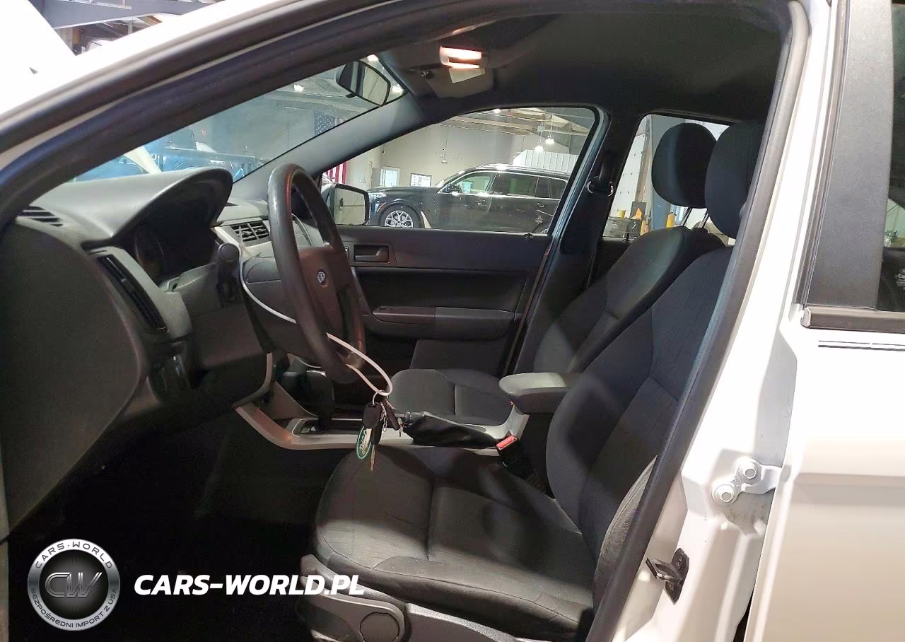 2010 Ford Focus Se VIN:1FAHP3FN8AW206996 - 7