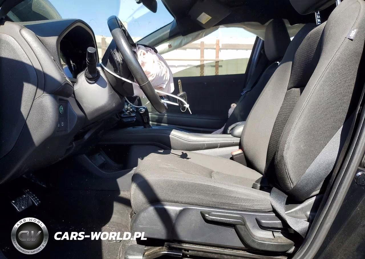 2019 Honda Hr-V Sport VIN:3CZRU5H12KM720416 - 7