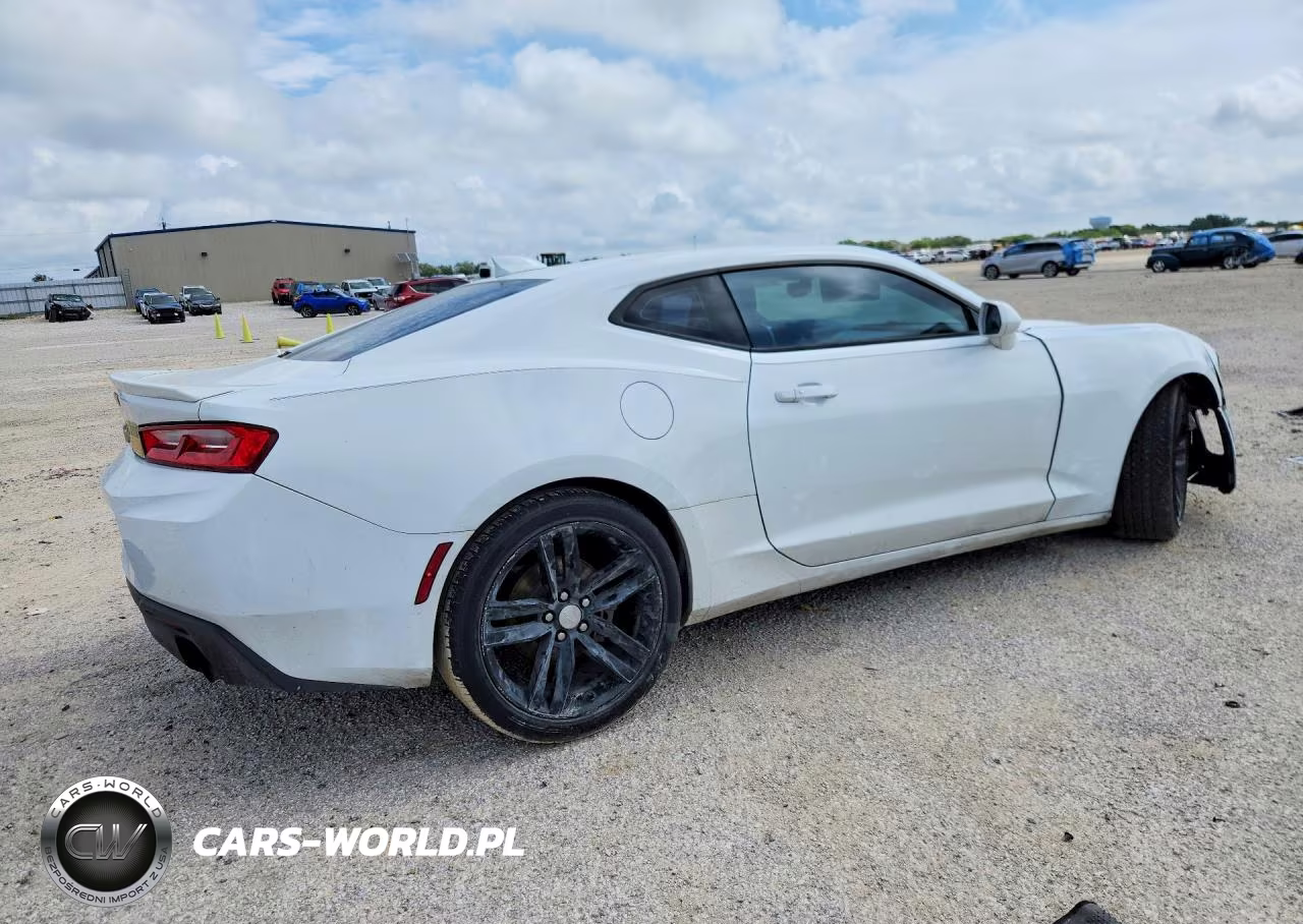 2018 Chevrolet Camaro Lt VIN:1G1FB1RX4J0184315 - 3