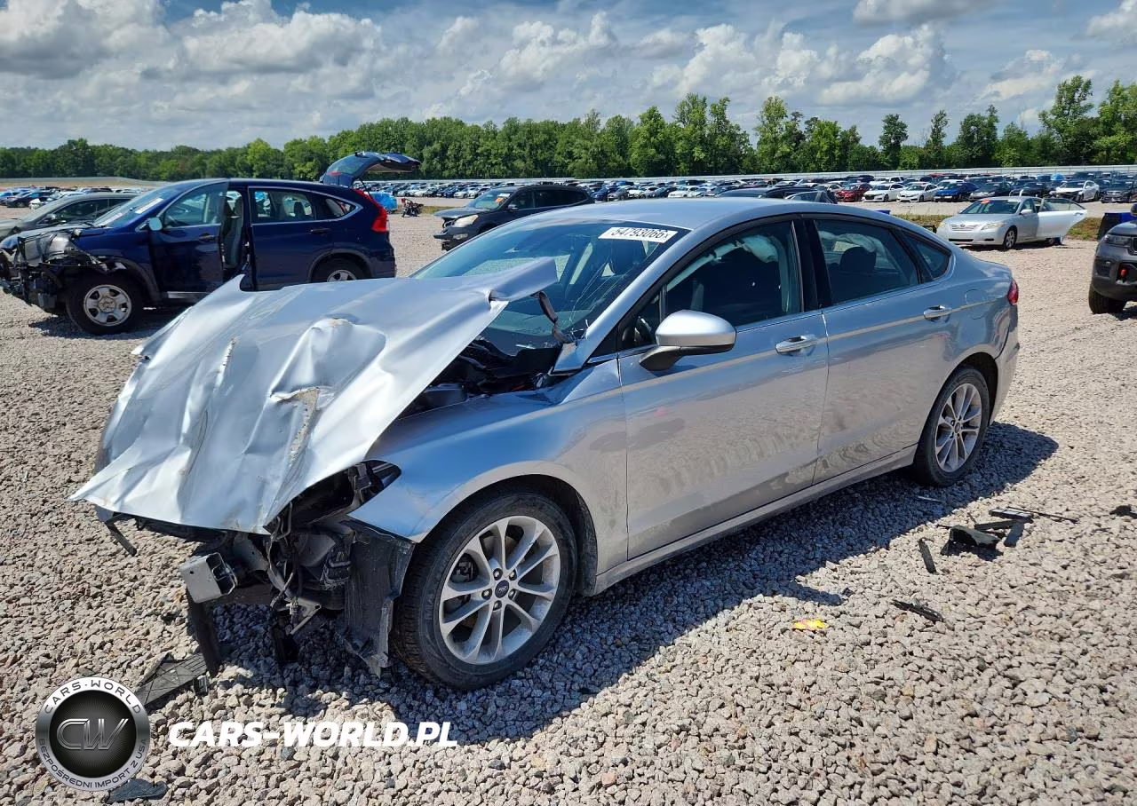 2020 Ford Fusion Se – zdjęcie 1 z 12