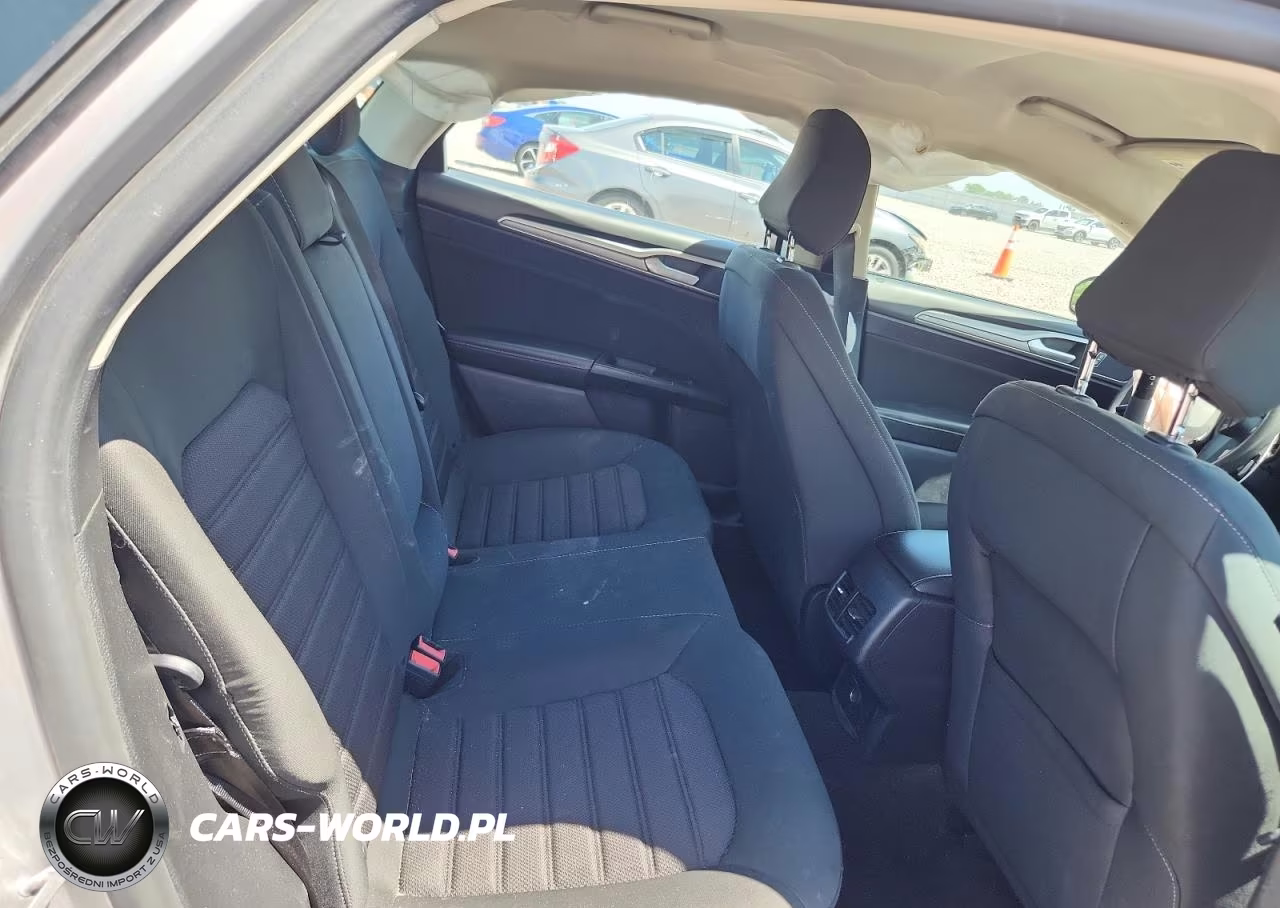 2020 Ford Fusion Se VIN:3FA6P0HD1LR134748 - 10