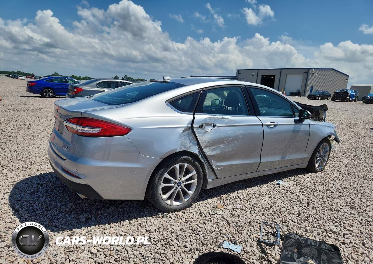 2020 Ford Fusion Se VIN:3FA6P0HD1LR134748 - 3