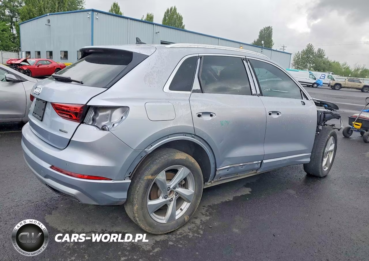 2020 Audi Q3 Premium Plus 45 Tfsi Quattro Tiptronic VIN:WA1BECF39L1044391 - 3