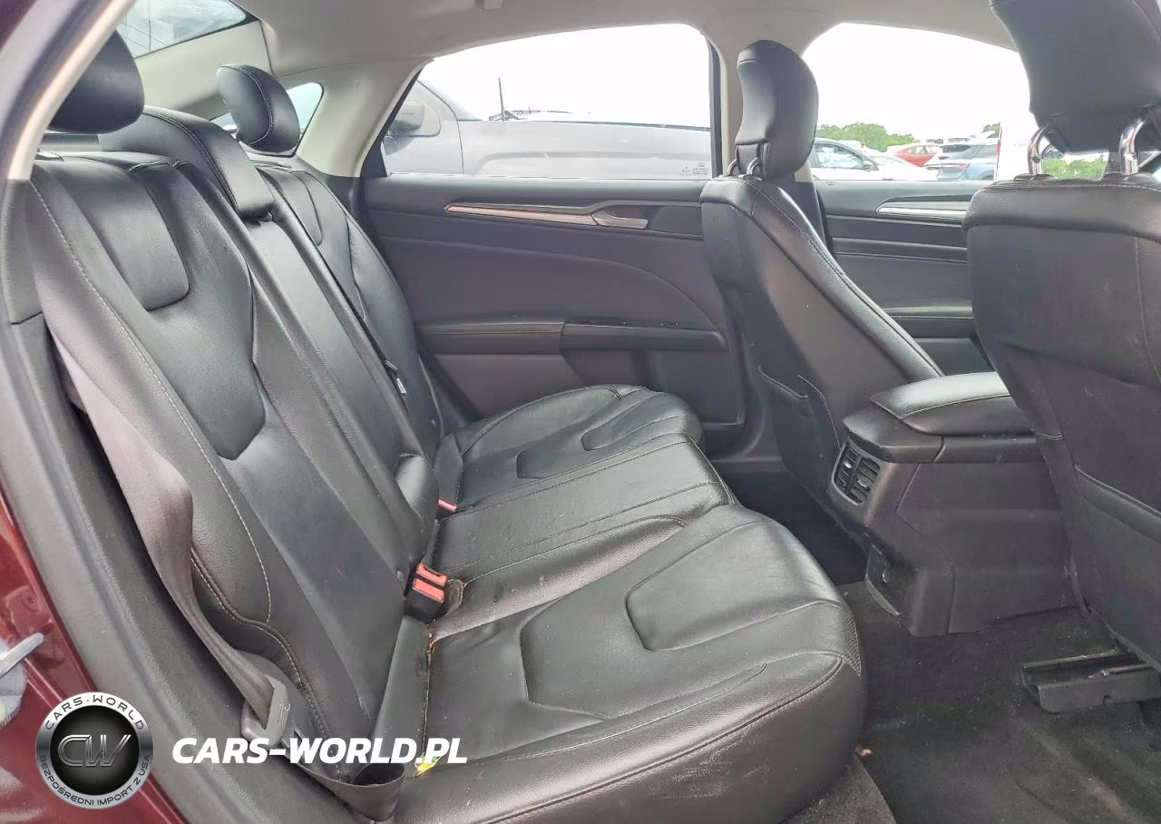 2013 Ford Fusion Titanium VIN:3FA6P0K97DR114543 - 10