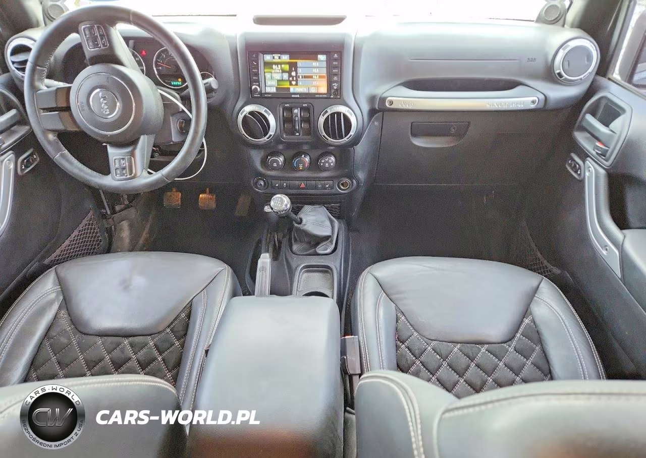 2013 Jeep Wrangler Unlimited Sahara VIN:1C4HJWEG1DL614360 - 8