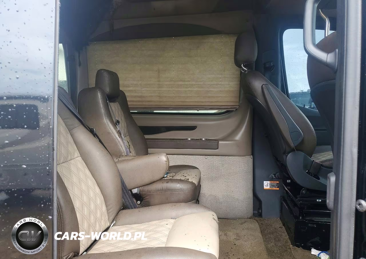 2024 Mercedes Benz Sprinter 2500 VIN:W1W4NBVY1RT171207 - 11
