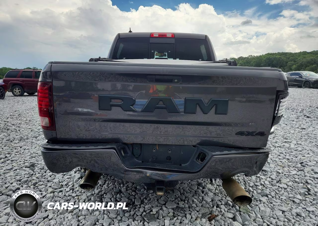 2017 Ram 1500 Sport VIN:1C6RR7MT3HS614753 - 6