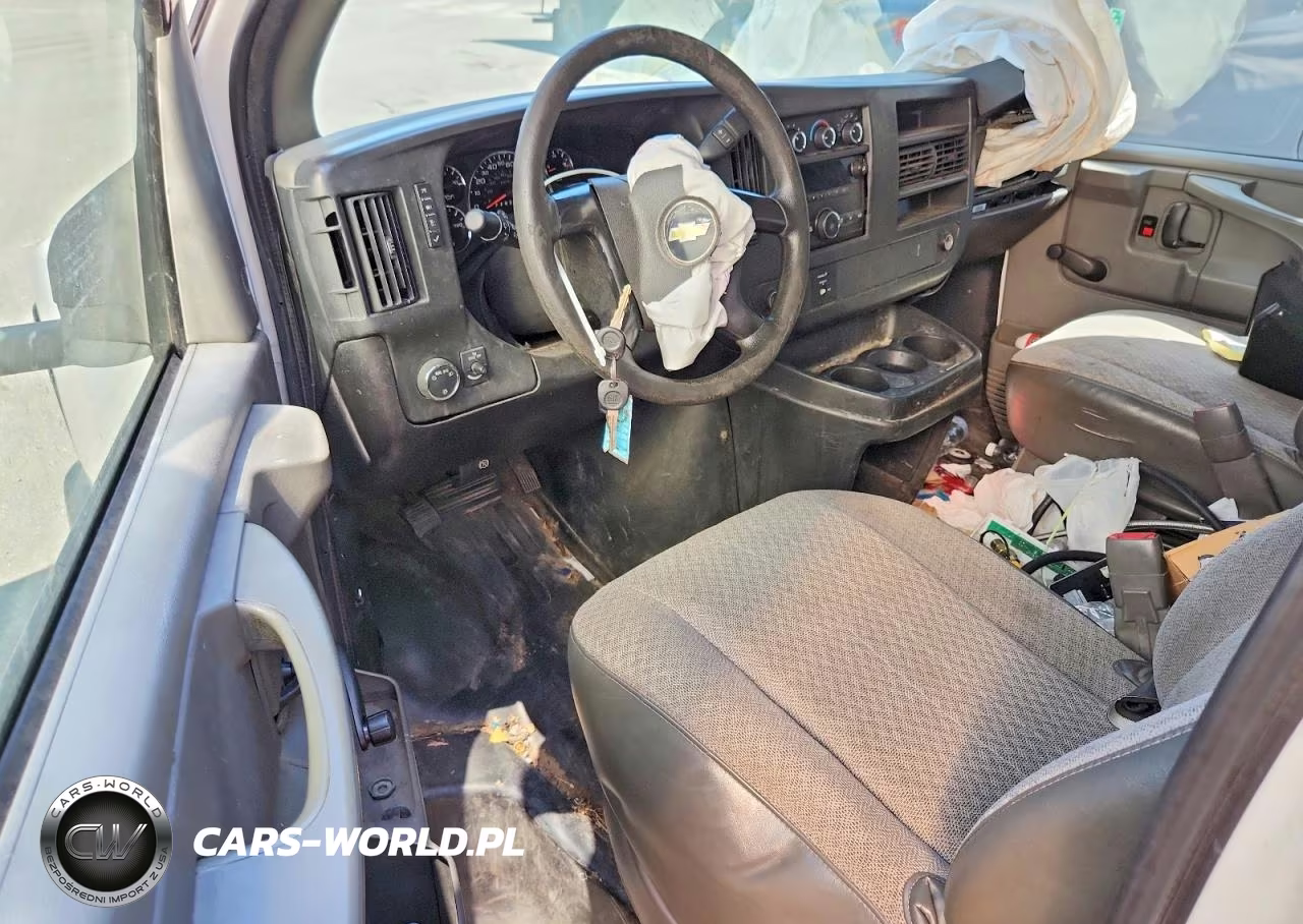 2012 Chevrolet Express Box Truck VIN:1GB0G2CAXC1186242 - 8