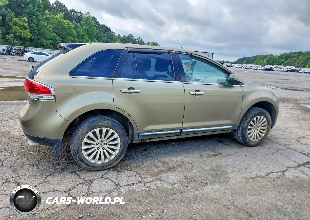 2013 Lincoln Mkx VIN:2LMDJ6JKXDBL36924 - 3