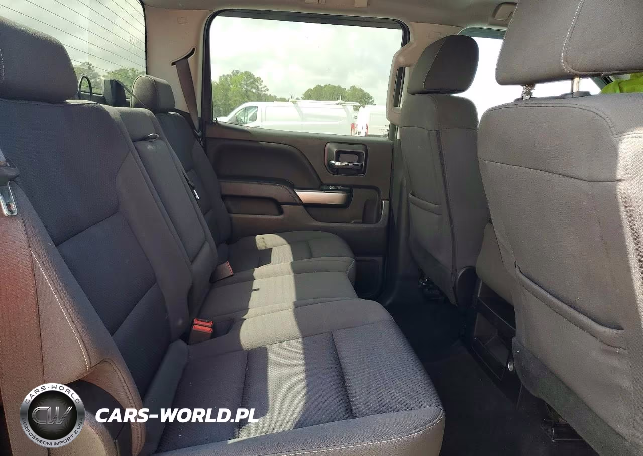 2018 Chevrolet Silverado C1500 Lt VIN:3GCPCRECXJG467551 - 10