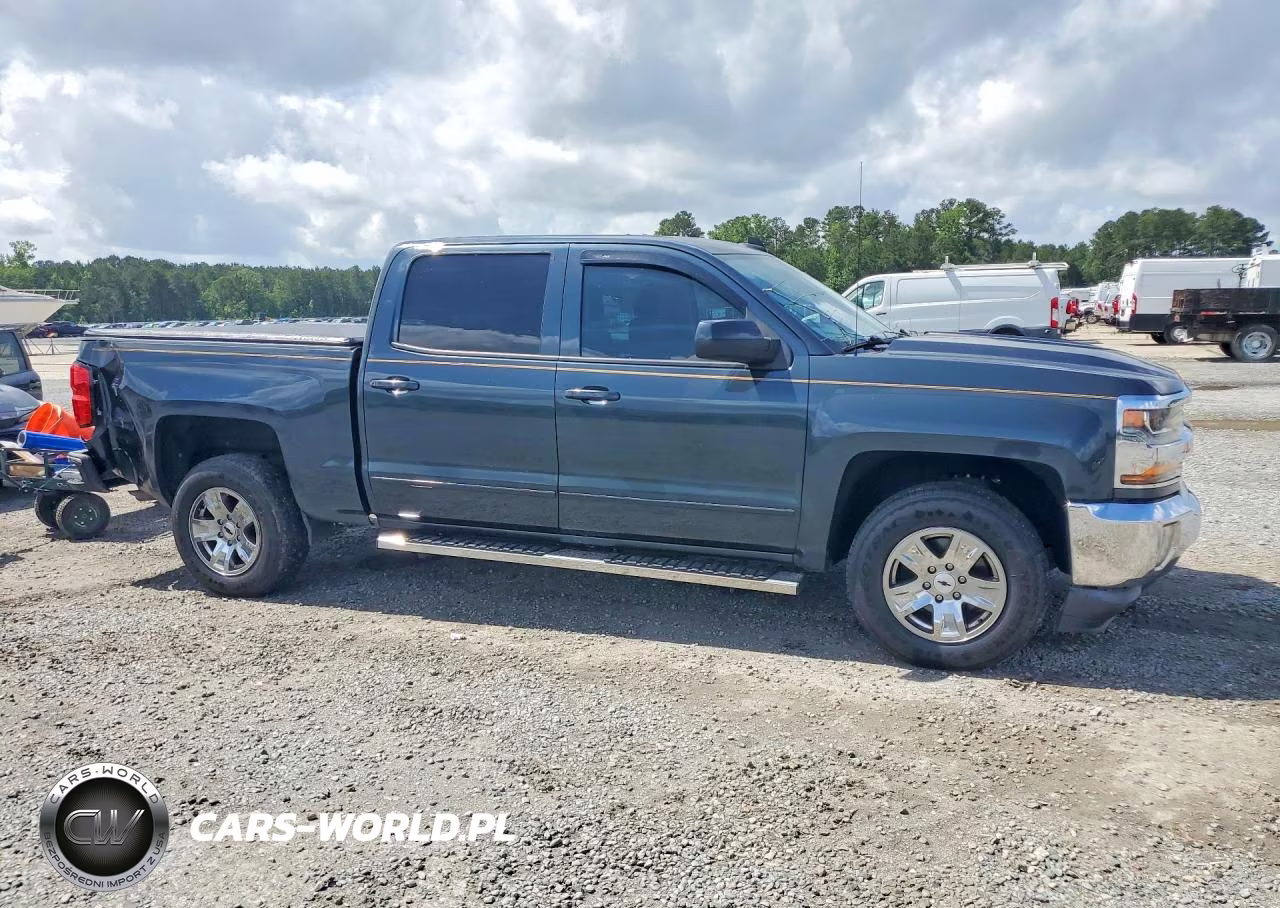 2018 Chevrolet Silverado C1500 Lt VIN:3GCPCRECXJG467551 - 4