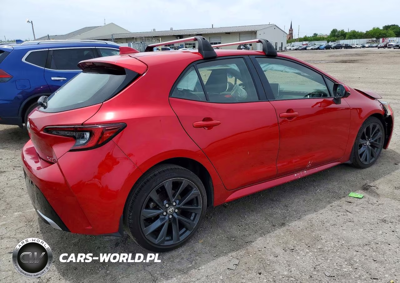 2025 Toyota Corolla Xse VIN:JTNC4MBE8S3233543 - 3