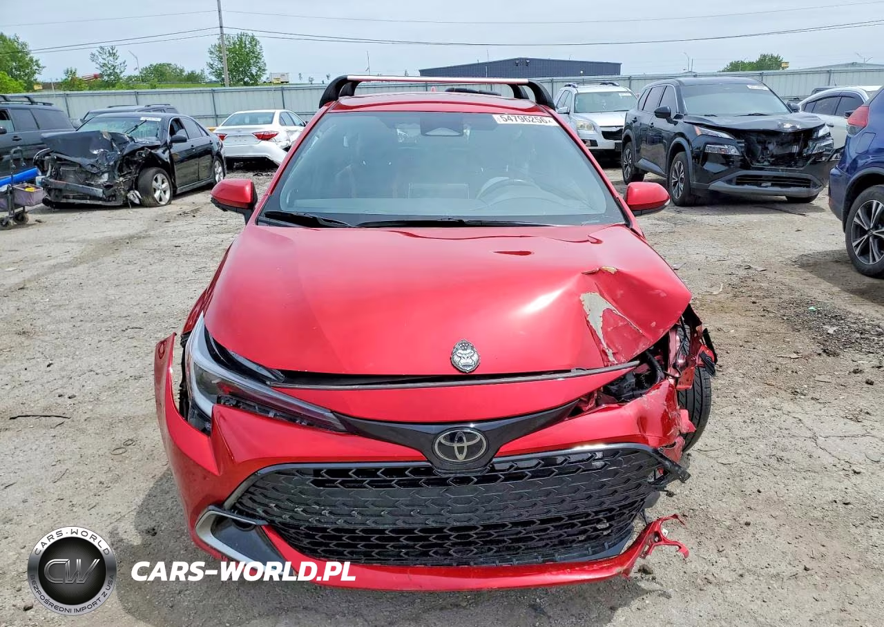2025 Toyota Corolla Xse VIN:JTNC4MBE8S3233543 - 5