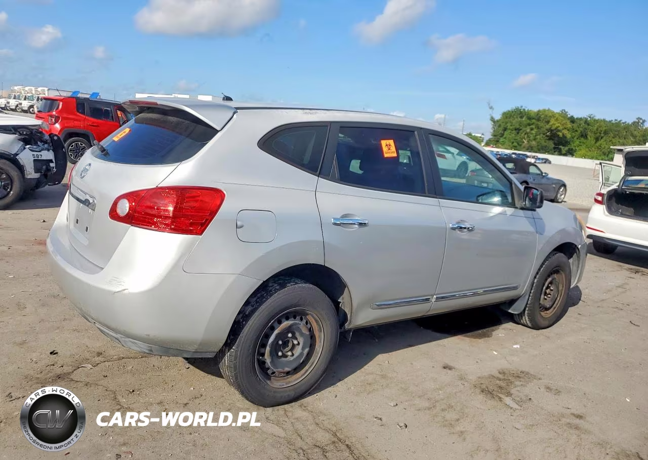 2013 Nissan Rogue S VIN:JN8AS5MTXDW021526 - 3