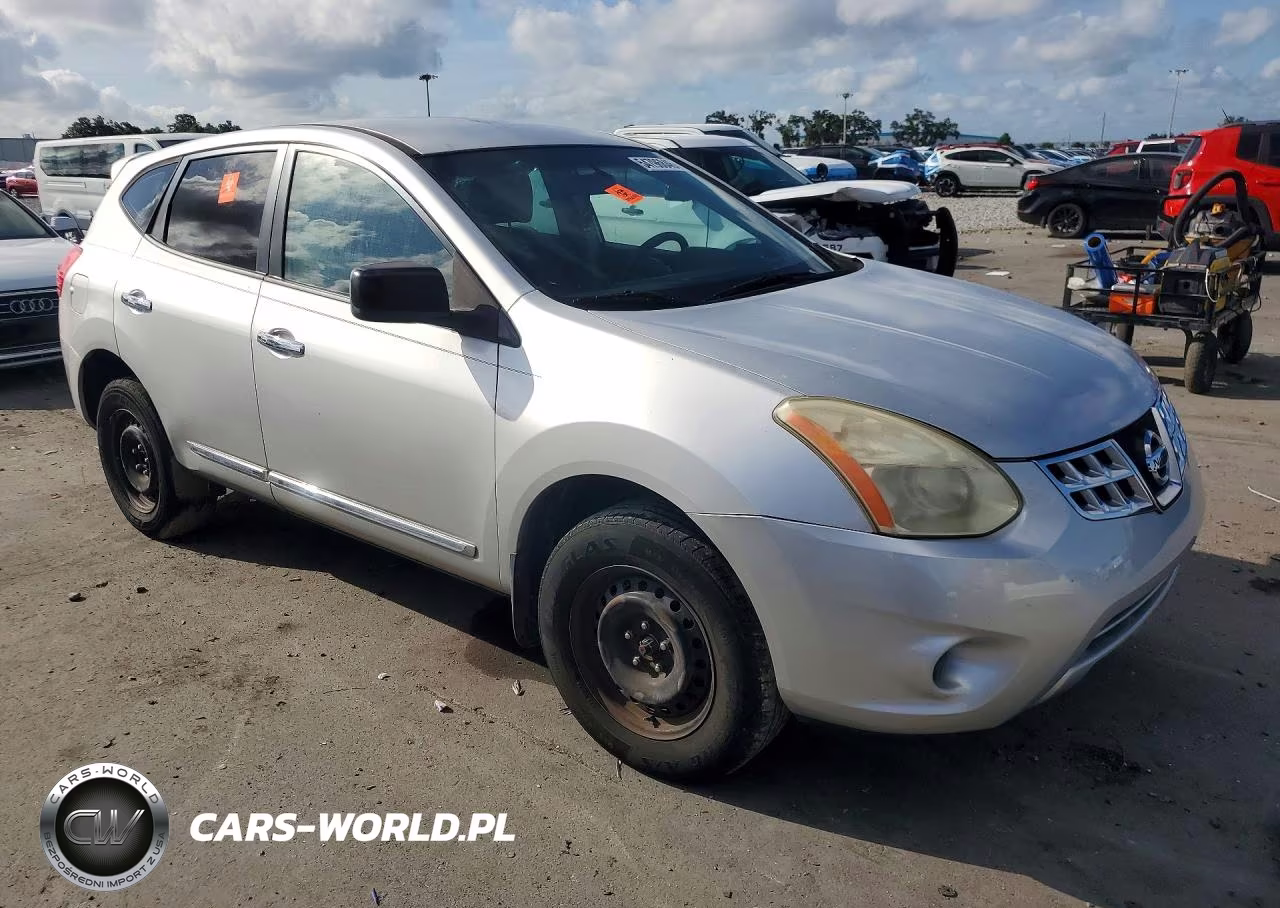 2013 Nissan Rogue S VIN:JN8AS5MTXDW021526 - 4