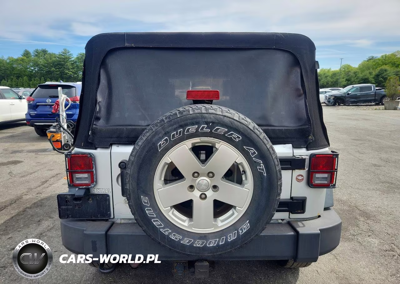 2010 Jeep Wrangler Unlimited Sport VIN:1J4HA3H14AL224672 - 6