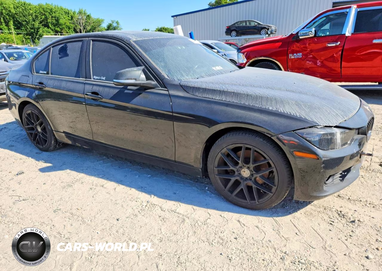 2014 BMW 320 I xDrive VIN:WBA3C3G58ENS67711 - 4