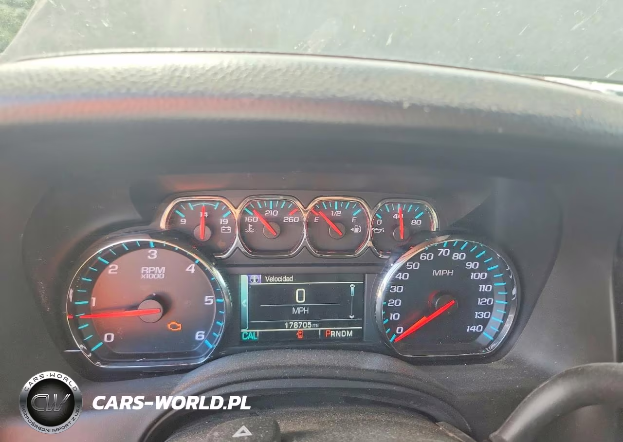 2016 Chevrolet Suburban K1500 Lt VIN:1GNSKHKC4GR212275 - 9