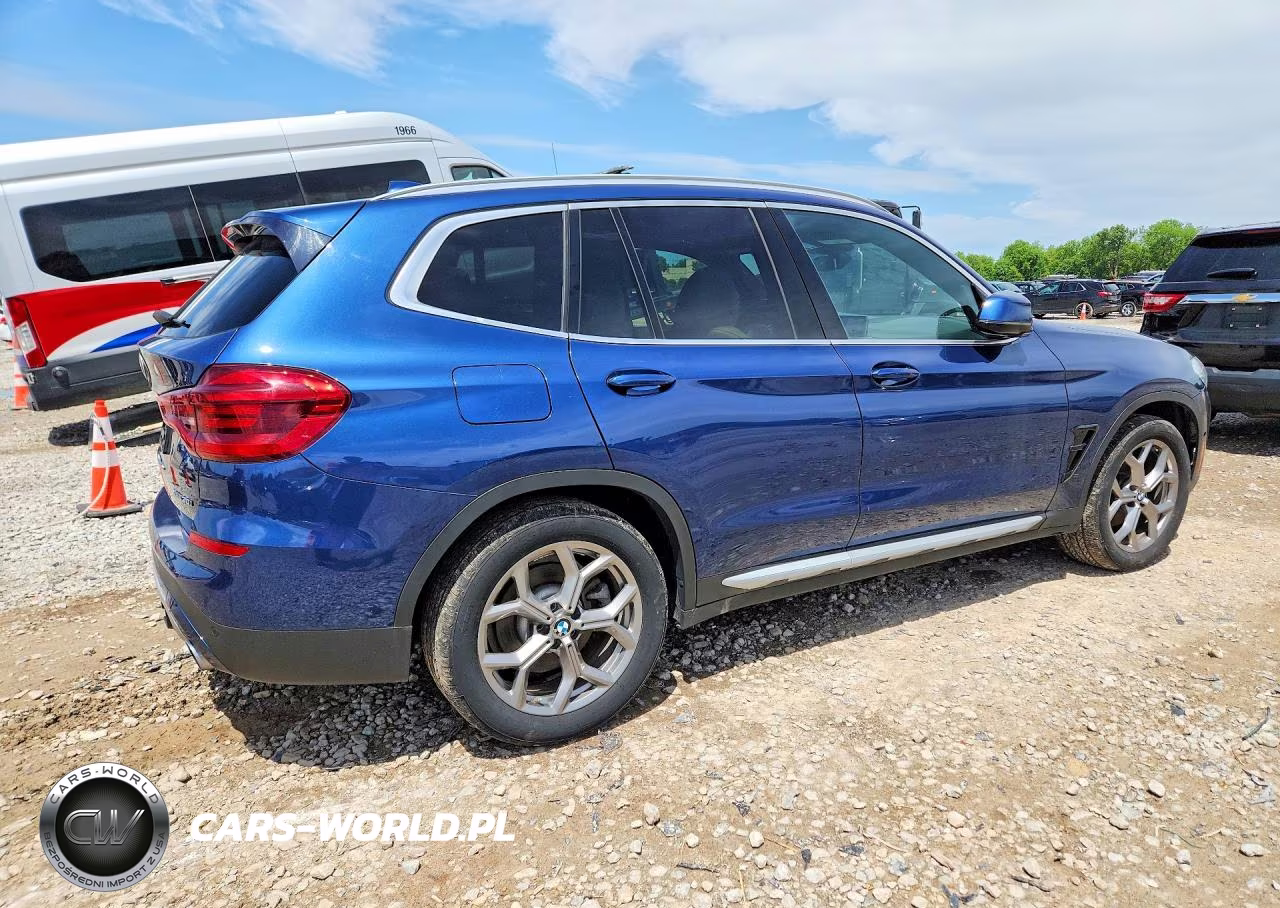 2020 BMW X3 xDrive30I VIN:5UXTY5C02L9C32146 - 3