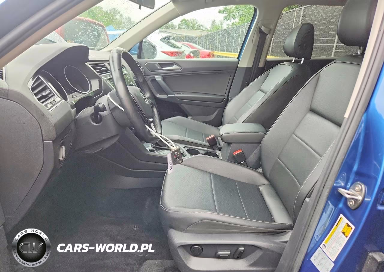 2018 Volkswagen Tiguan Se VIN:3VV2B7AX8JM178150 - 7