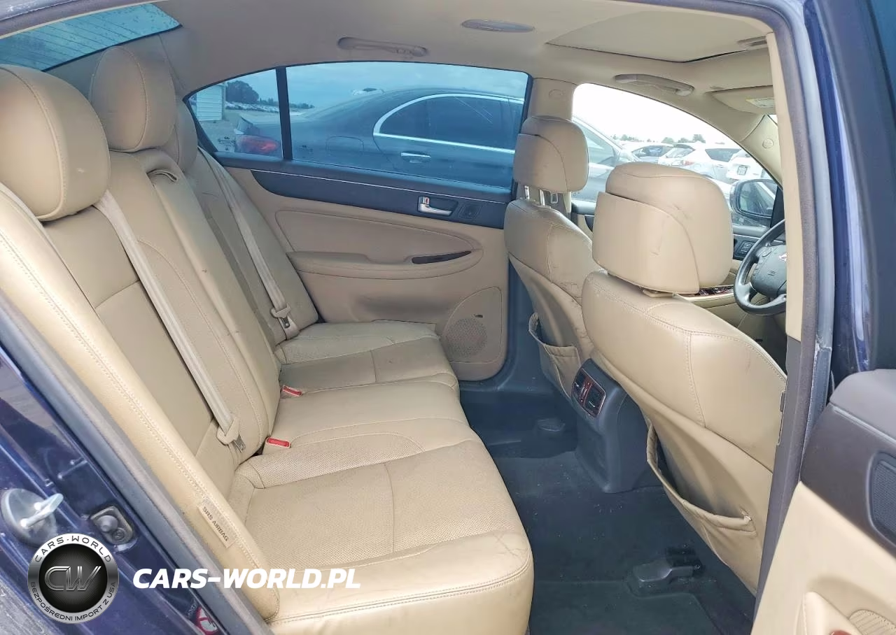2012 Hyundai Genesis 3.8L VIN:KMHGC4DD5CU201492 - 10