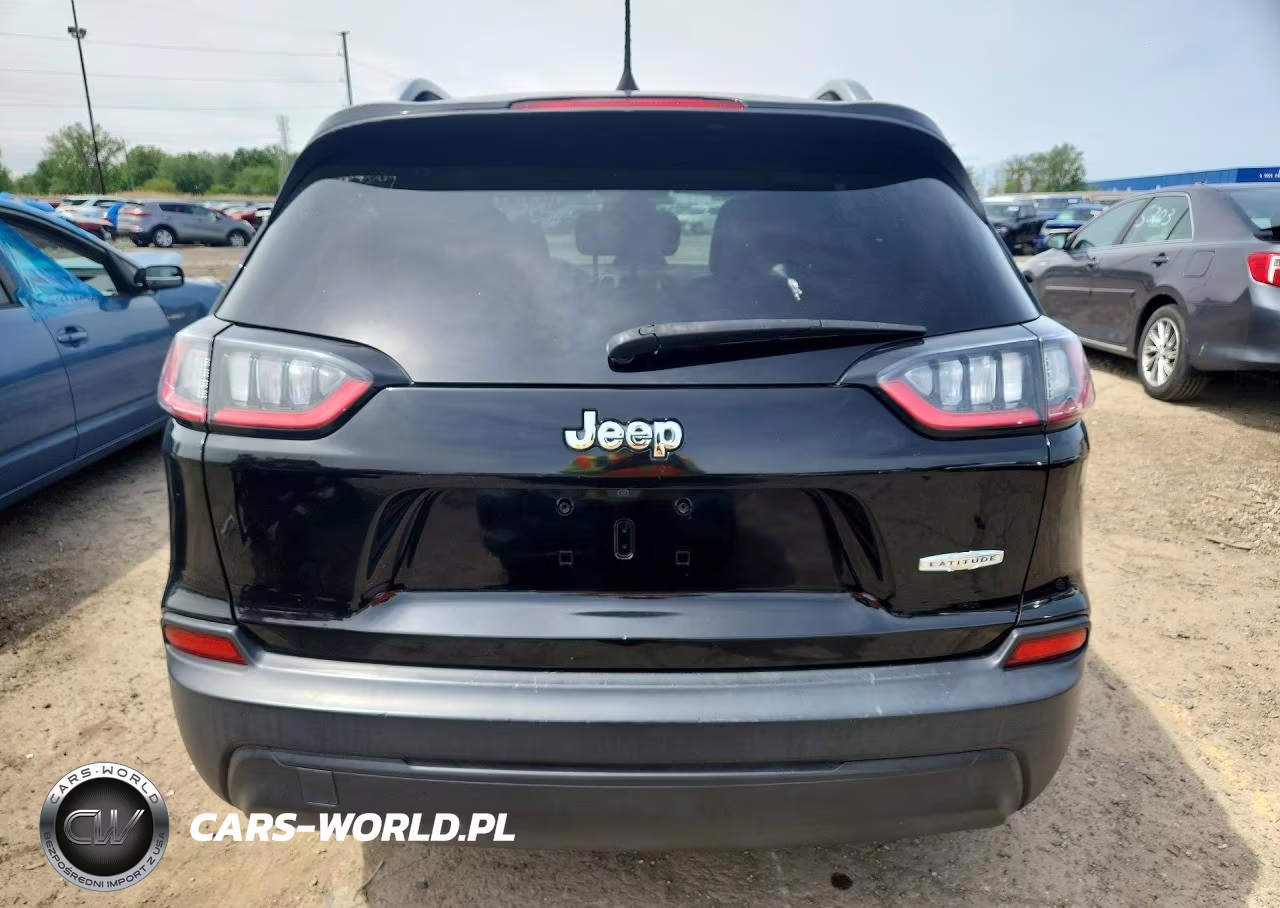 2019 Jeep Cherokee Latitude VIN:1C4PJLCB5KD327242 - 6