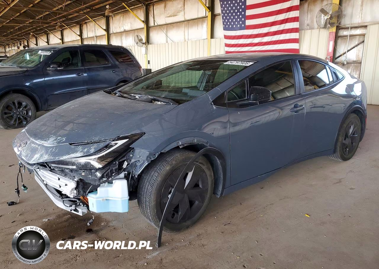 2024 Toyota Prius Le – zdjęcie 1 z 12